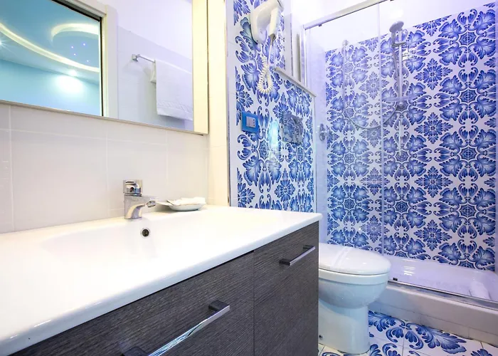 Pensión Degli Aranci 4*